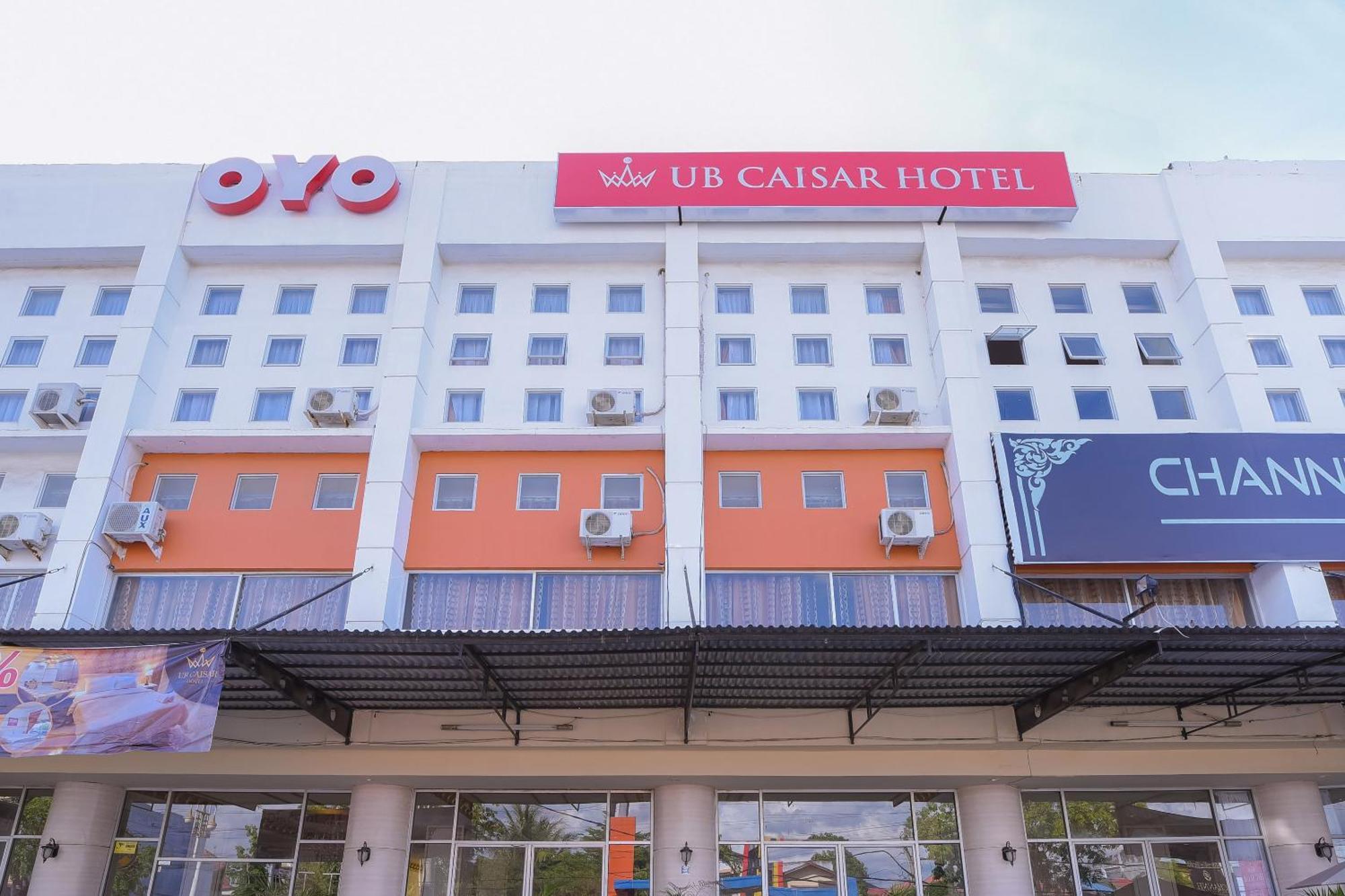 Capital O 854 Ub Caisar Hotel Banda Aceh Esterno foto