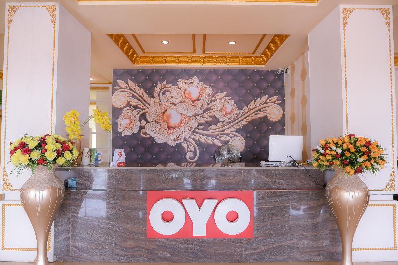 Capital O 854 Ub Caisar Hotel Banda Aceh Esterno foto